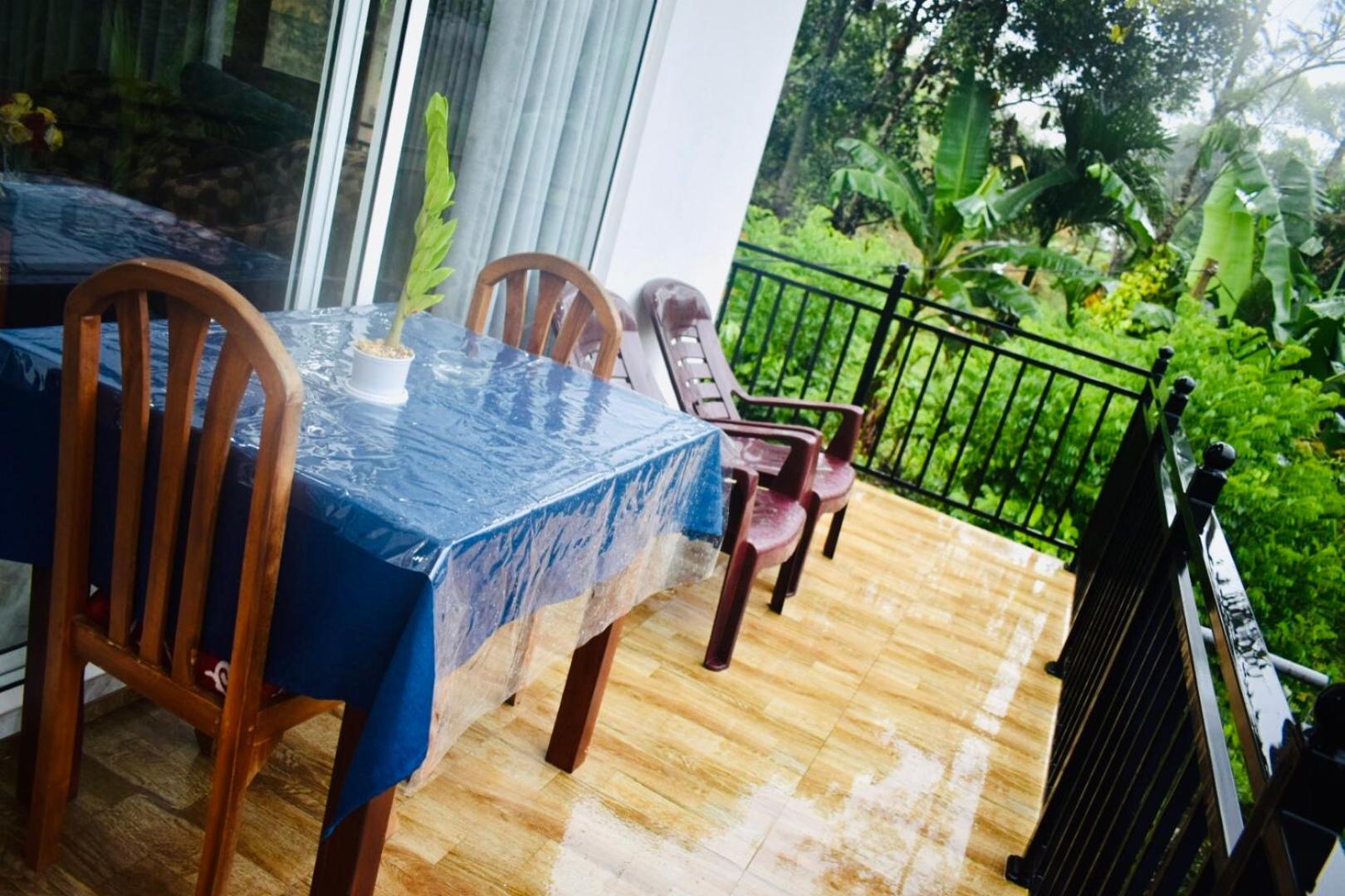 Relax Inn Ella Exterior foto